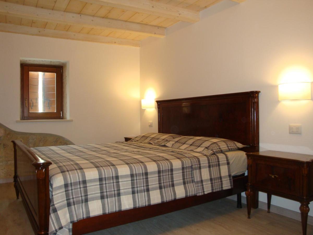 Da Andrea E Raffaella Guest House Sant'Anna d'Alfaedo Exterior photo